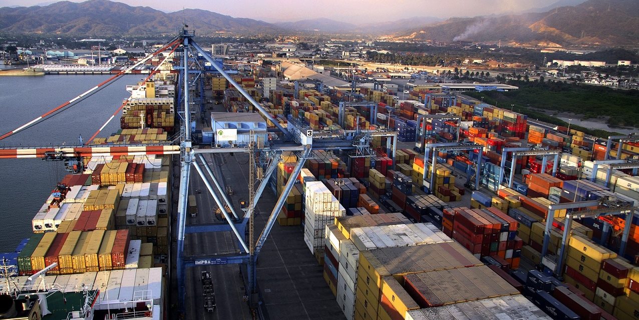 INCREMENTA MANEJO DE CARGA EL PUERTO DE MANZANILLO