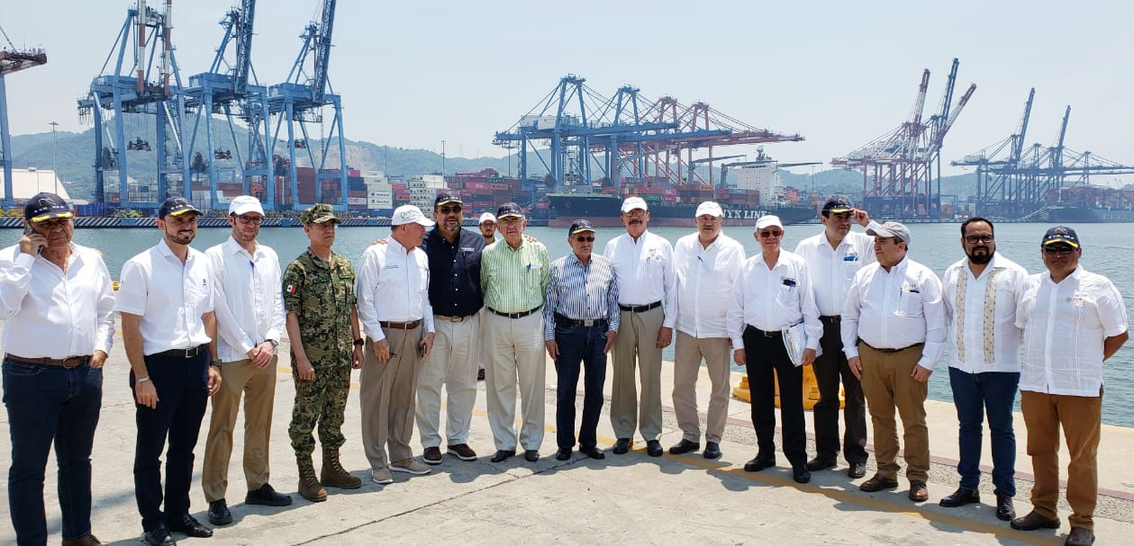 Infraestructura y Desarrollo en el Puerto de Manzanillo