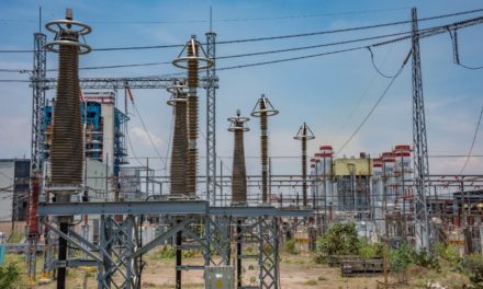 Comisión Federal de Electricidad realizó 2,800 obras de electrificación