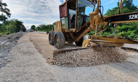 Reparan daños en infraestructura carretera en el sureste mexicano causados por la tormenta tropical “Cristóbal”