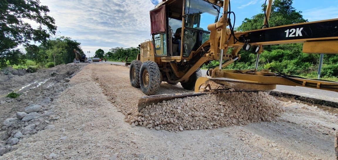 Reparan daños en infraestructura carretera en el sureste mexicano causados por la tormenta tropical “Cristóbal”
