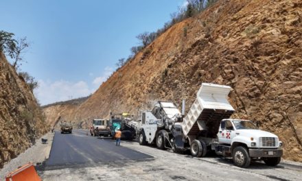 Avanzan los trabajos en la Autopista Barranca Larga-Ventanilla en Oaxaca