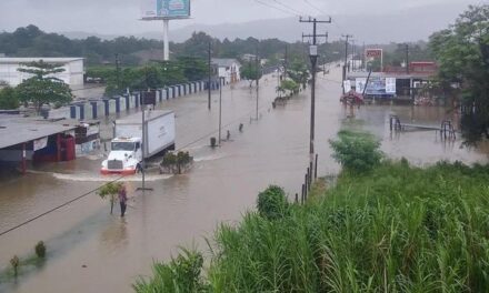 SCT preparada para atender probables daños en tramos carreteros de Tabasco y Chiapas por las intensas lluvias
