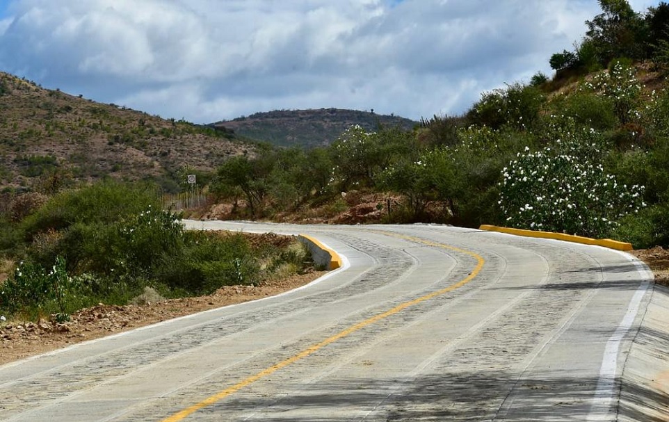 Licitan proyectos de infraestructura carretera en Guerrero, Estado de México y Sonora