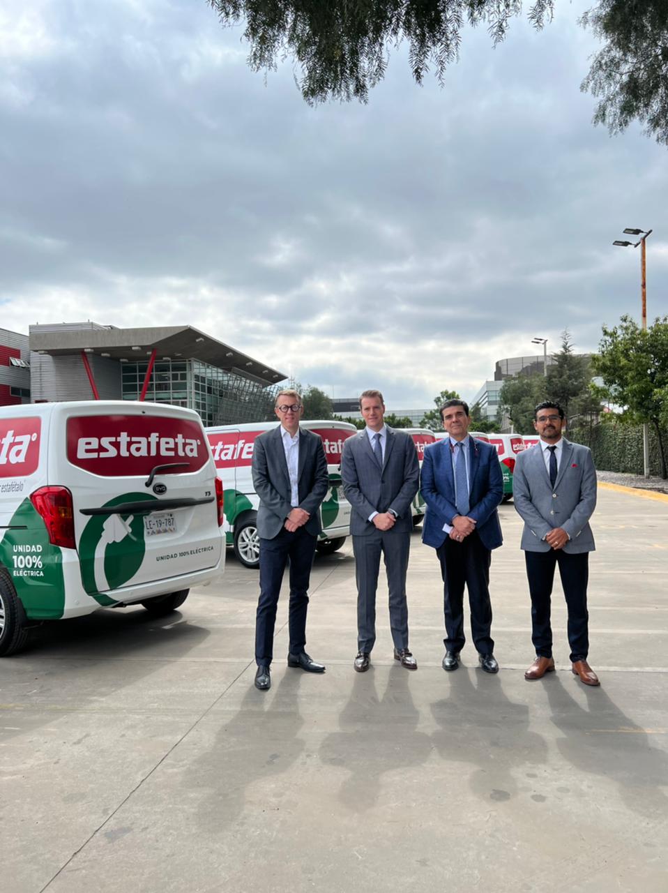 Estafeta recibe su primera flota de vehículos 100% eléctricos