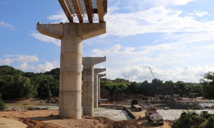 Avances de la construcción de la autopista Barranca Larga-Ventanilla