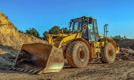 Coadyuva PEMEX al desazolve de la Represa “El Infiernillo” en Nogales, Veracruz