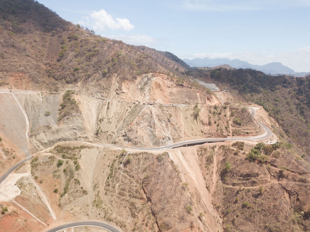 Modernización del tramo carretero Los Herrera-Tamazula en Durango