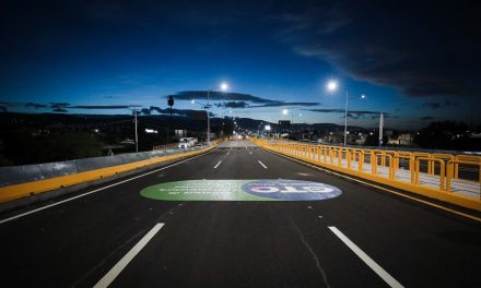 Entrega gobernador de Guanajuato Puente Vehicular Talabarteros en León