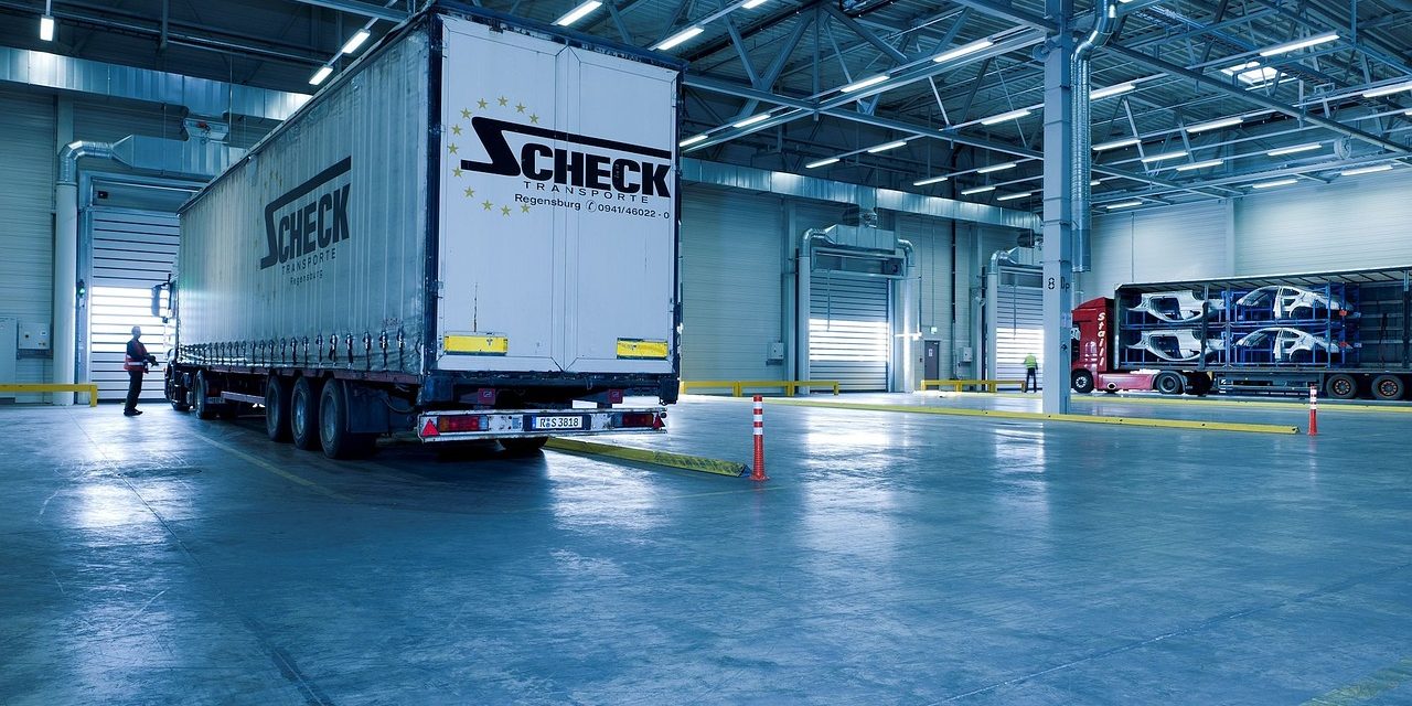 ¿Qué es el Nearshoring y cómo beneficia a México?