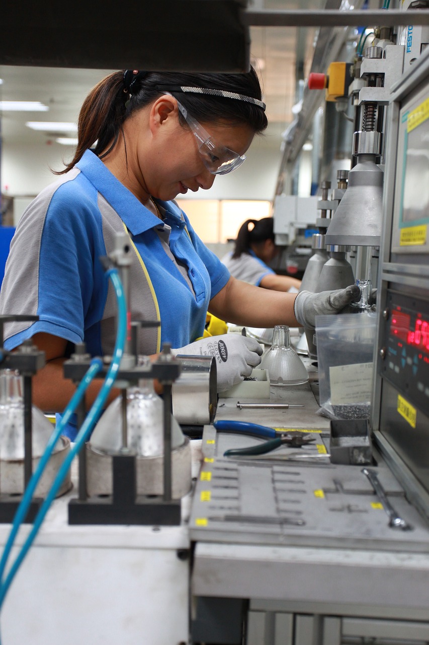 ¿Qué es el Nearshoring y cómo beneficia a México?