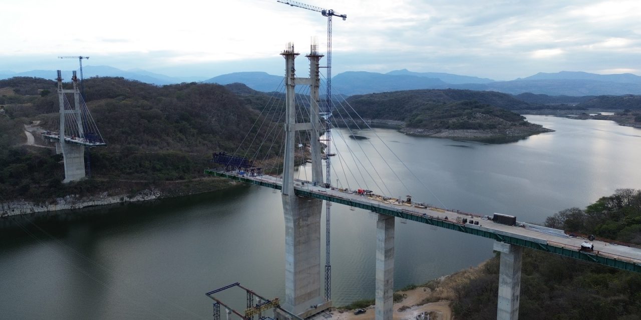 Avances de la construcción de los Puentes “La Concordia” y “Rizo de Oro” en Chiapas