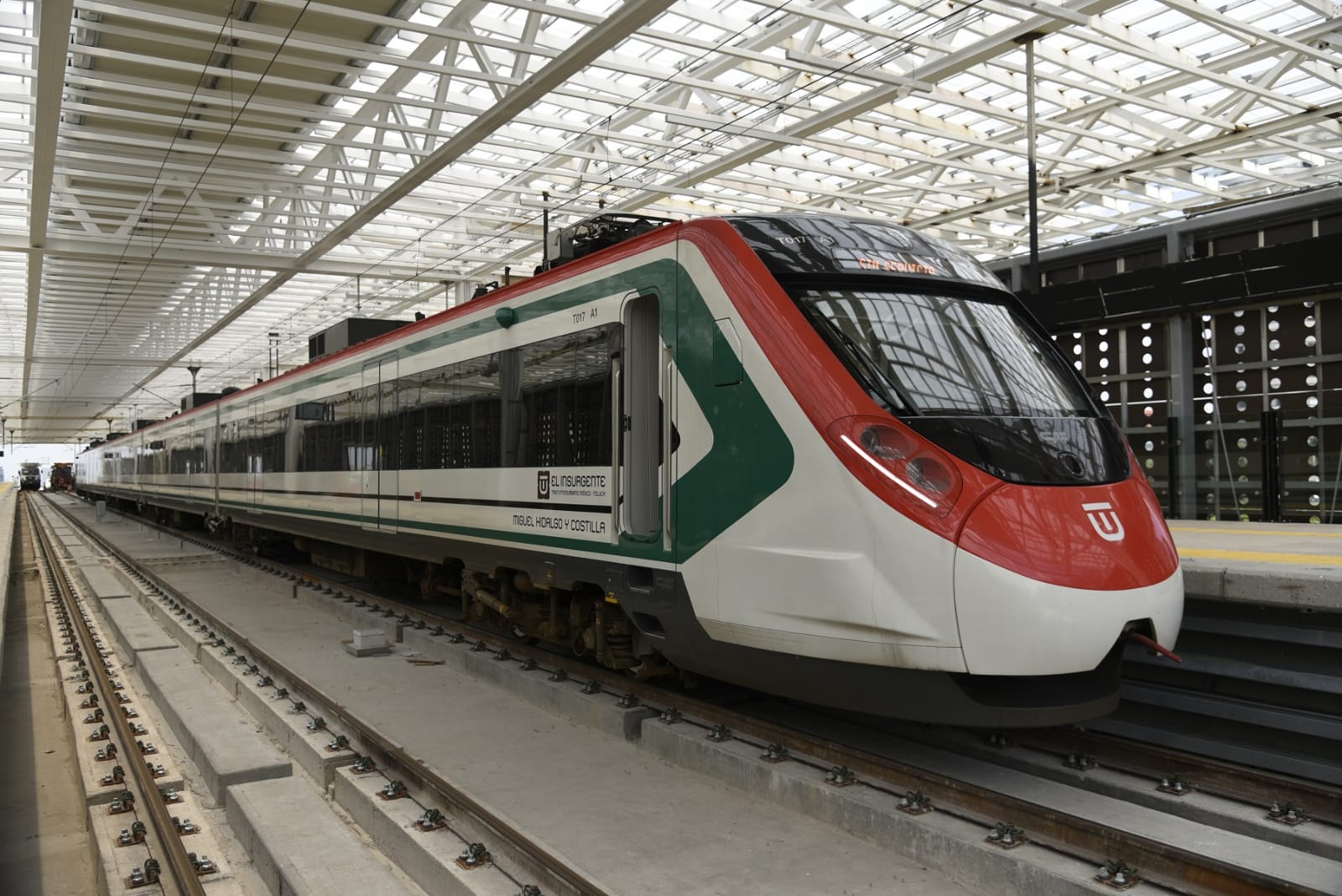 Después de dos sexenios, entregan segunda etapa del Tren Interurbano México-Toluca