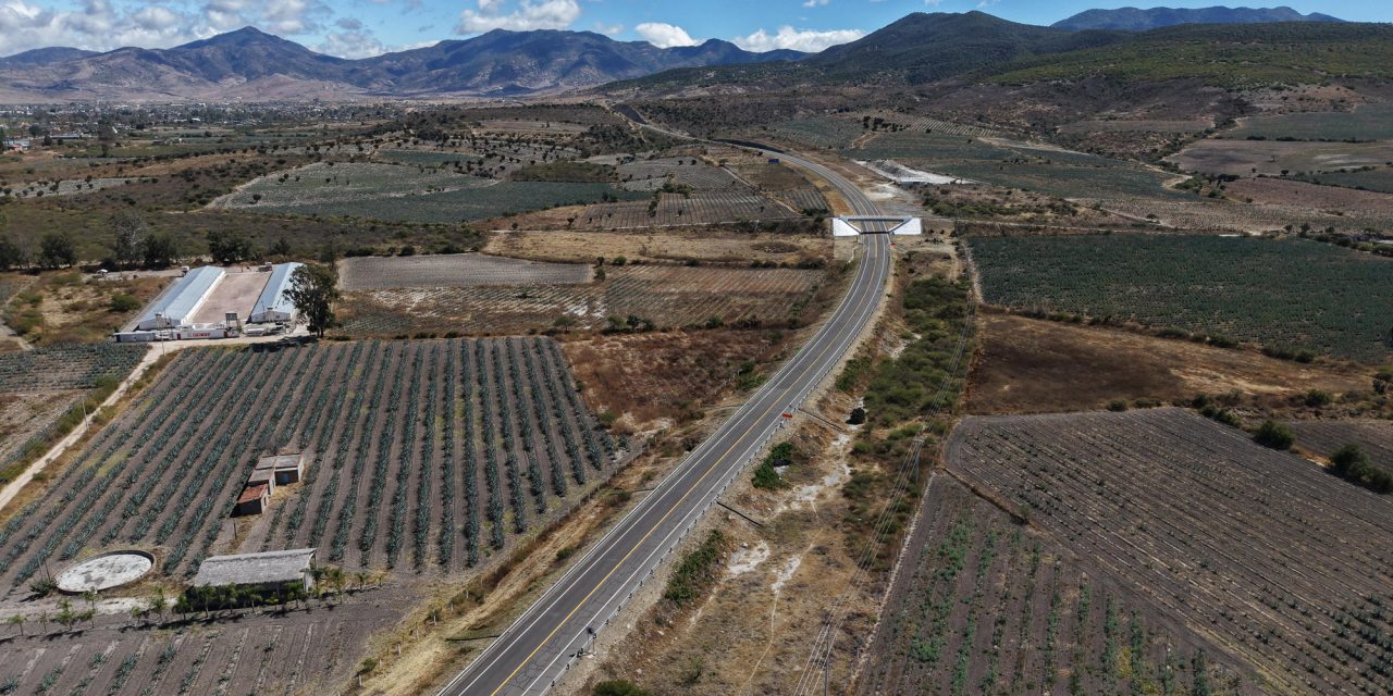 Entregan último tramo de la carretera Mitla – Tehuantepec