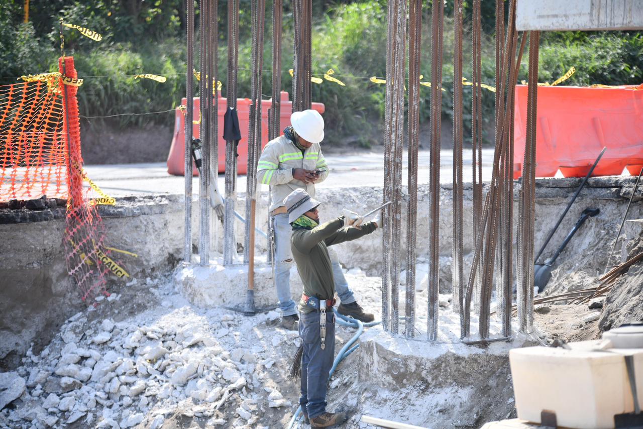 Distribuidor Vial de acceso al Puerto de Veracruz presenta un avance del 50 por ciento