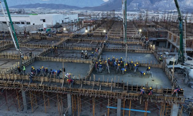 Se construye en Santa Catarina, Nuevo León, uno de los hospitales más grandes del país